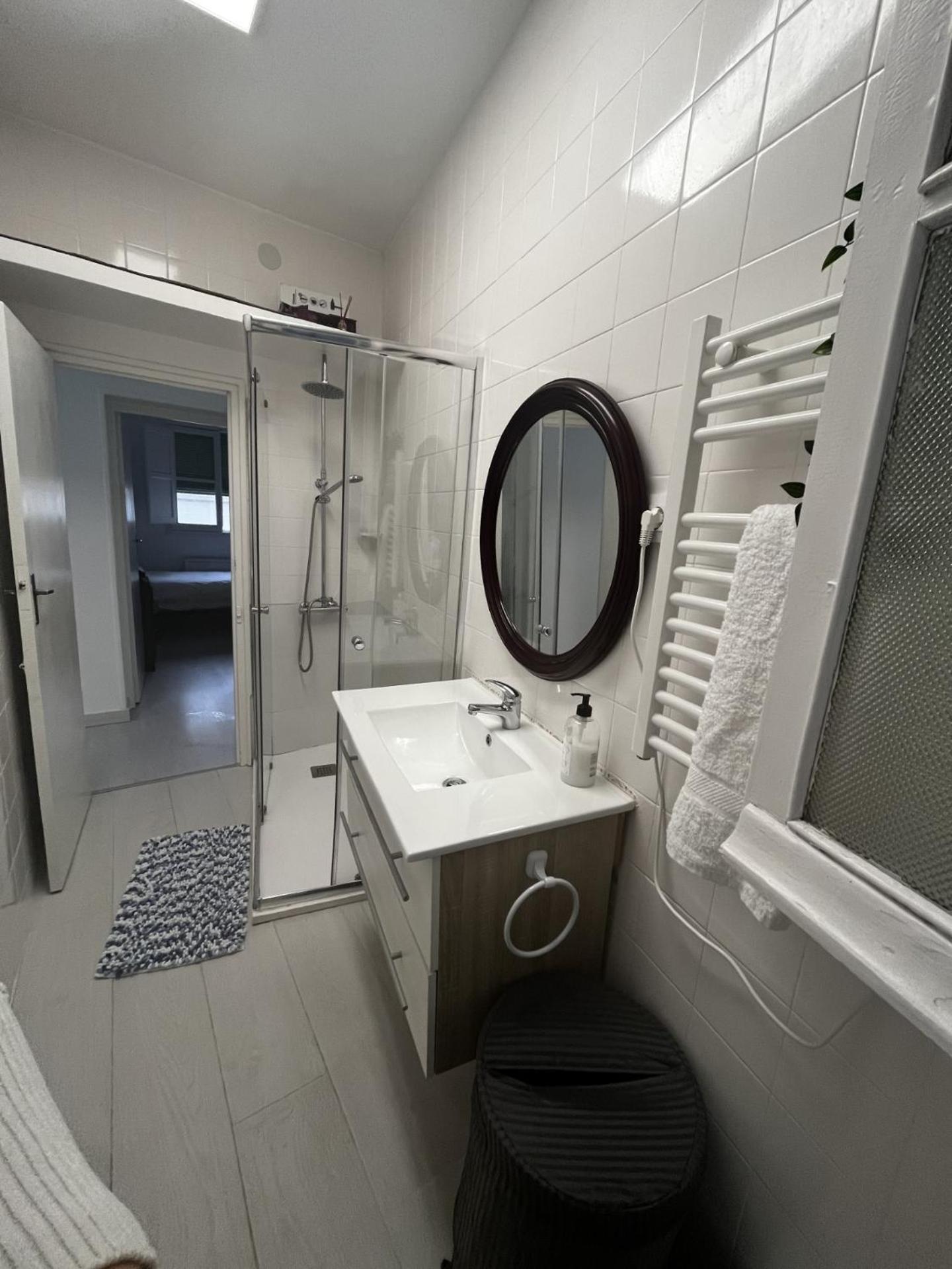 Apartamento Piso completo Ciudad Lineal Madrid Exterior foto