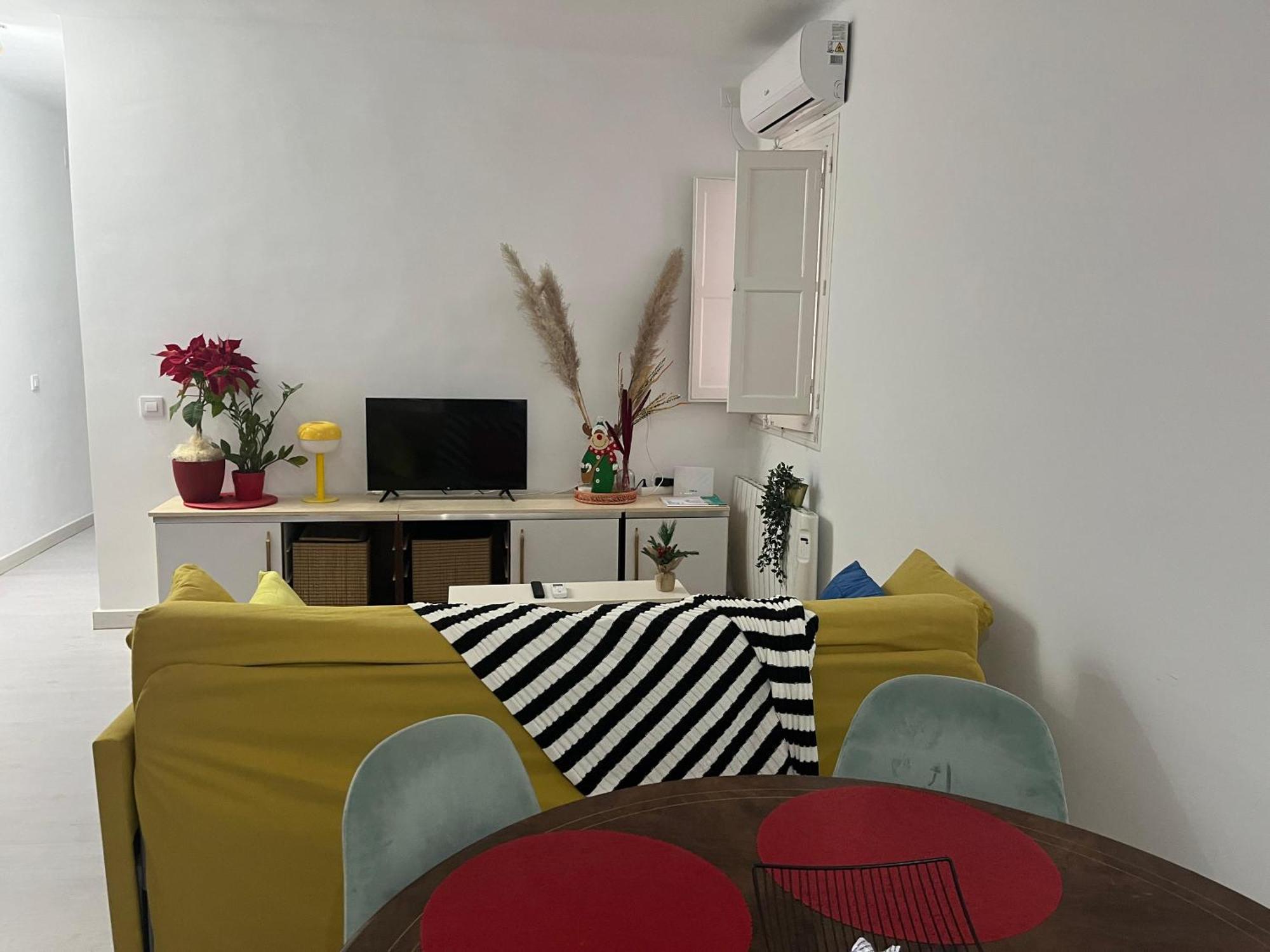 Apartamento Piso completo Ciudad Lineal Madrid Exterior foto