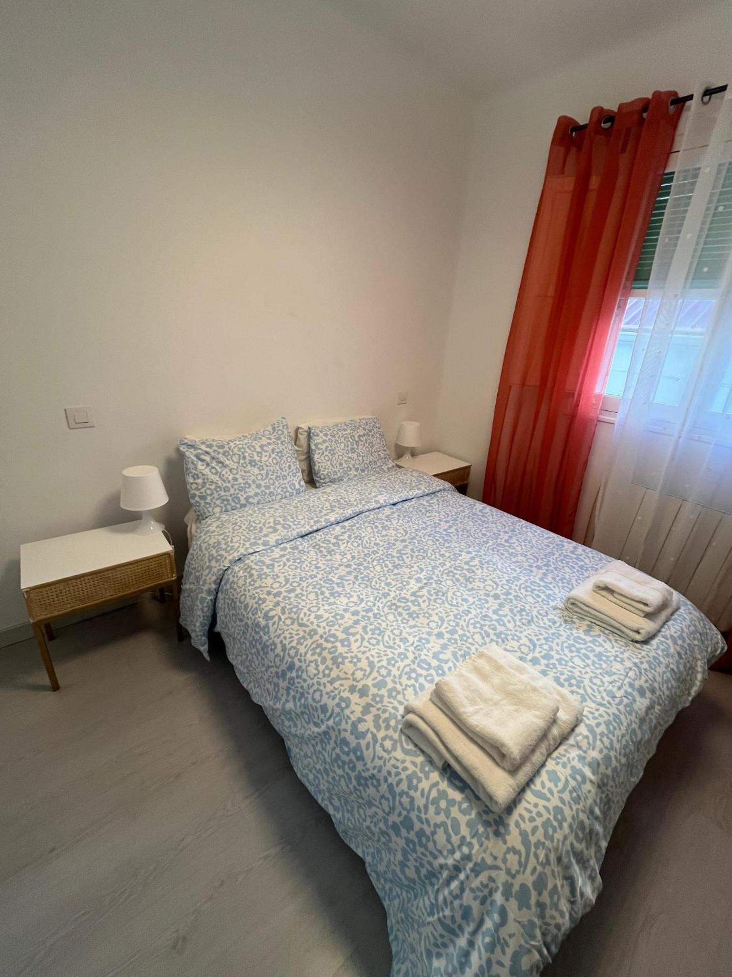 Apartamento Piso completo Ciudad Lineal Madrid Exterior foto
